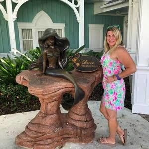 Meet your Posher, Joy